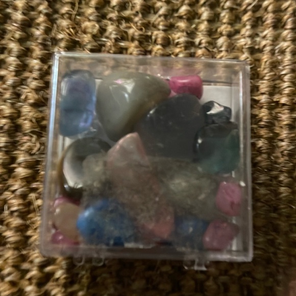 NWOT! Tamarack market place! Gems treasure chest! - Picture 7 of 7